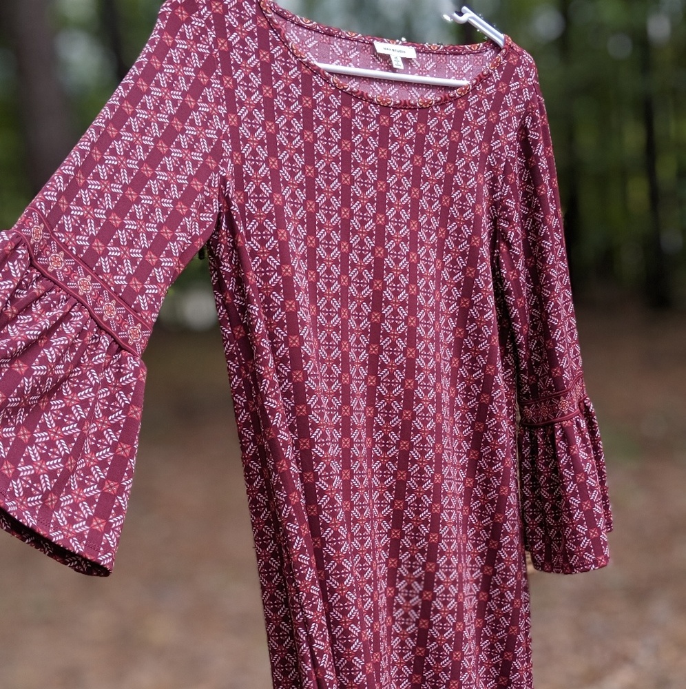 XS Bell sleeve dress